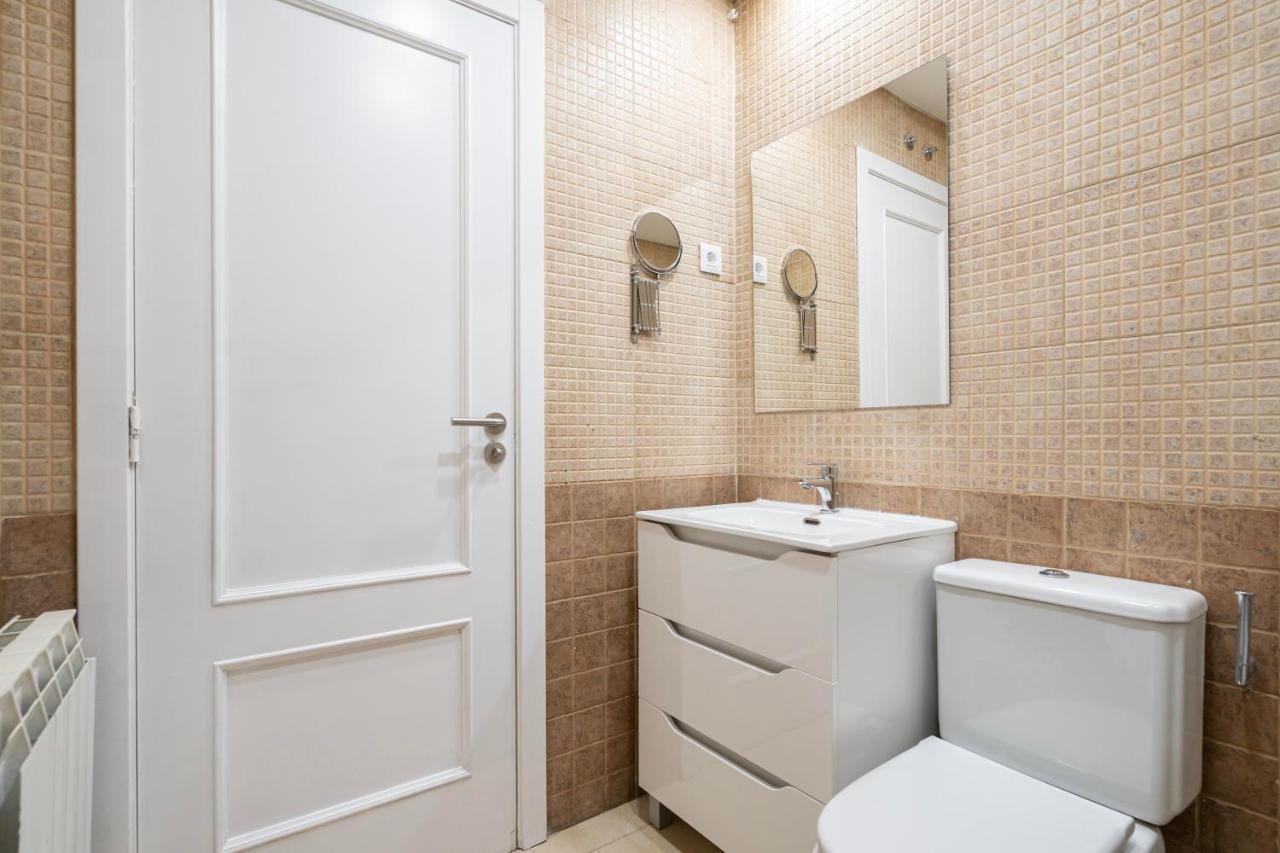 For You Rentals Elegante Y Bonito Apartamento Temporal En El Corazon De Madrid Inf1C エクステリア 写真