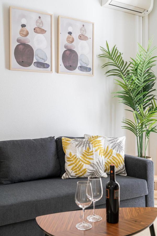 For You Rentals Elegante Y Bonito Apartamento Temporal En El Corazon De Madrid Inf1C エクステリア 写真